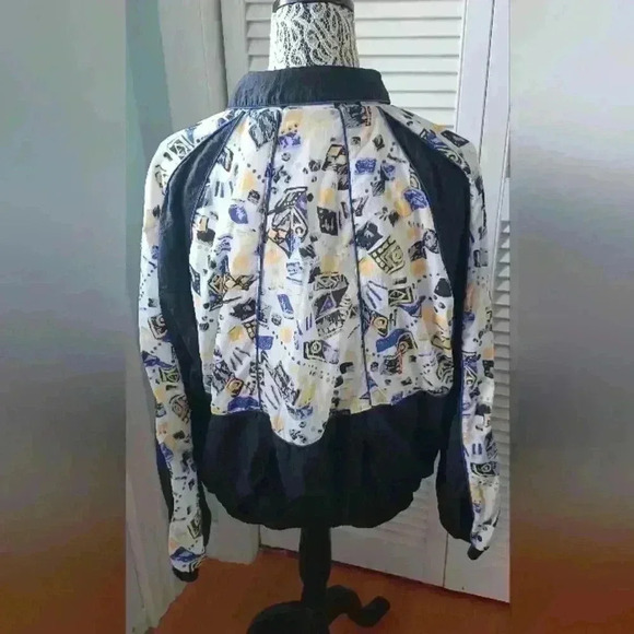 Reebok Vintage 90's Abstract  pattern Windbreaker Sports Jacket - Picture 7 of 16